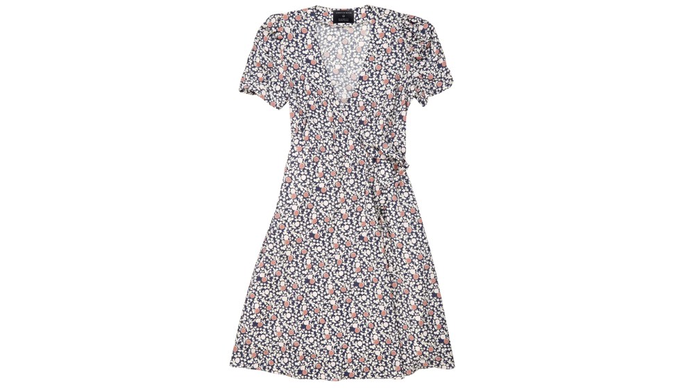 A look from the Barneys New York XO Jennifer Meyer capsule collection.