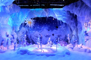 Printemps' Christmas window display.