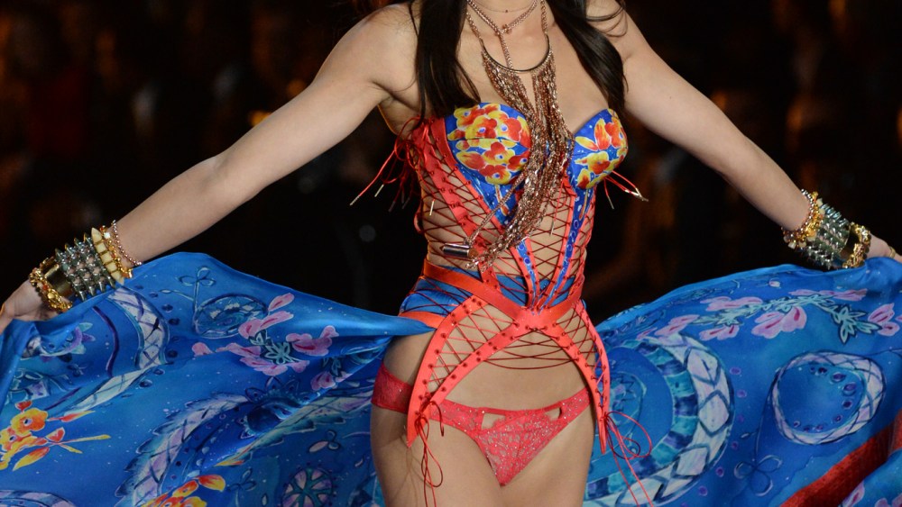 Victoria's Secret Fashion Show 2015