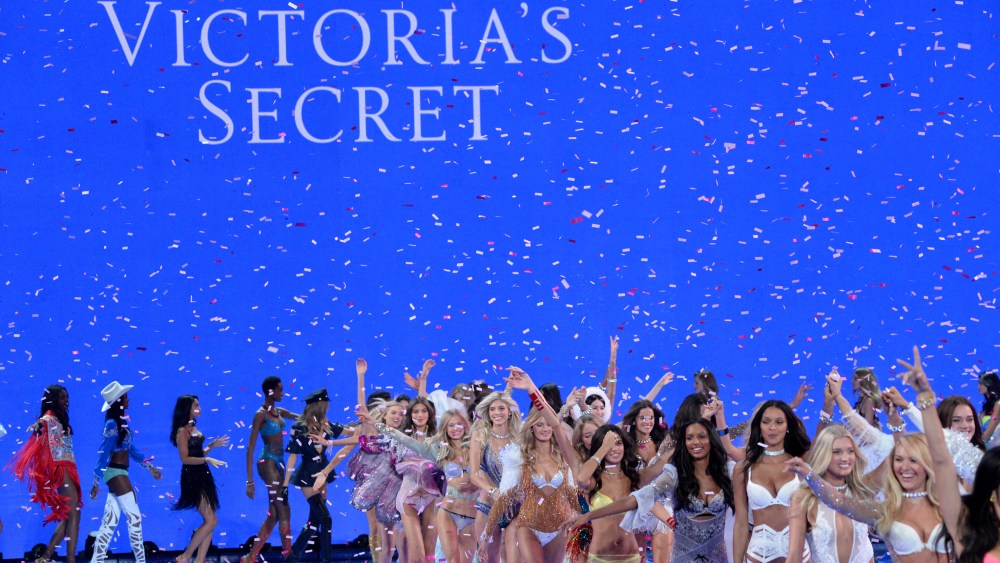 Victoria's Secret Fashion Show 2015