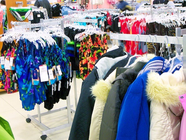 Cowen: “Bloated” Inventory Pressure Retail Through Spring