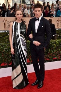 Hannah Bagshawe and Eddie Redmayne 2016 sag red carpet