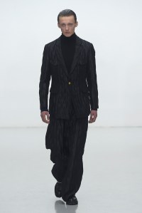 Sean Suen Men's Fall 2016