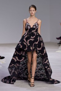 Giambattista Valli Spring 2016 Couture