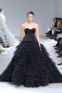 Giambattista Valli Spring 2016 Couture