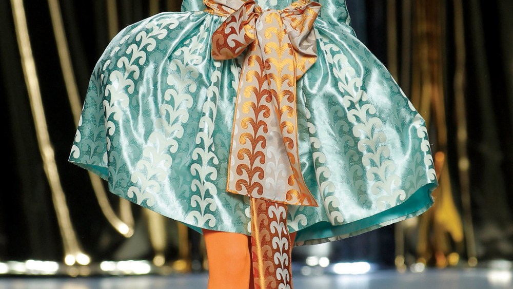 A look by Agatha Ruiz de la Prada.