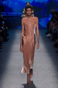 Alberta Ferretti RTW Fall 2016