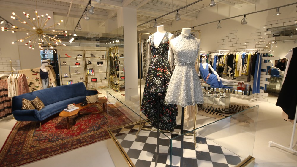 Alice + Olivia Sets Consumer-Friendly Show In April