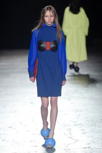 Atsushi Nakashima RTW Fall 2016