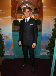 Chris Pine 2016 Pre-BAFTA Cocktail Party