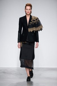 Rahul Mishra RTW Fall 2016