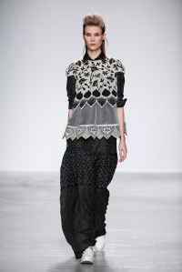Rahul Mishra RTW Fall 2016