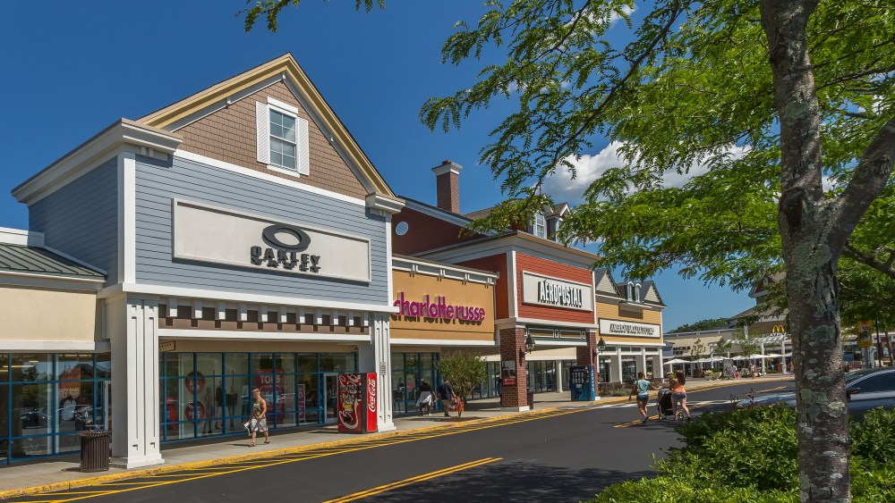 Tanger Outlet Centers Sees Tenant Sales Increase