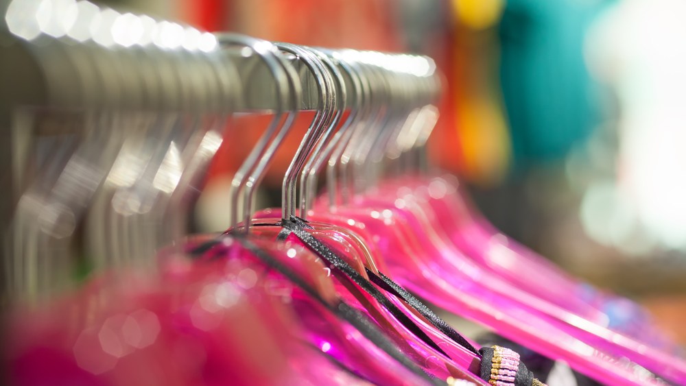 Cato's Earnings Rise, But Guidance is Lowered