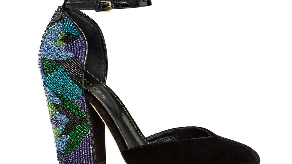 Sergio Rossi fall 2016 velvet trend