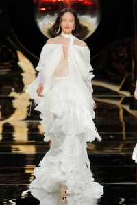 A look by YolanCris at Barcelona Bridal Fashion week.