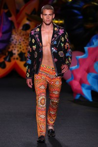 Moschino Resort 2017