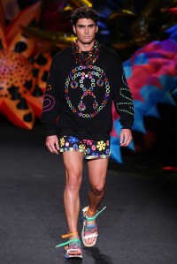 Moschino Resort 2017