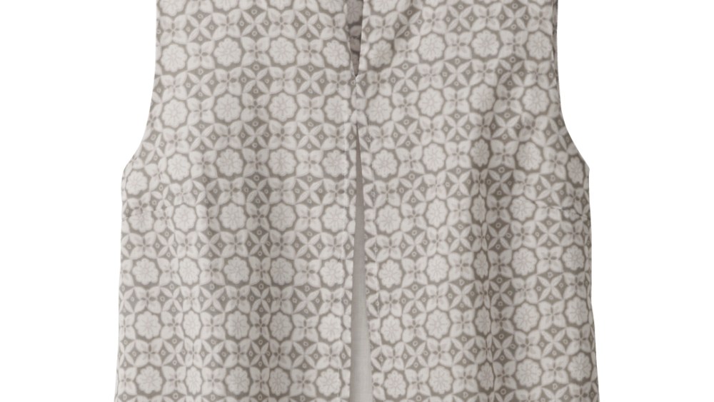 A Uniqlo batik top