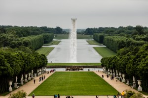 "Olafur Eliasson – Versailles” exhibit at the Château de Versailles.