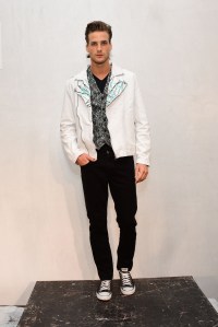 Artistix Men's RTW Spring 2017 Presentation