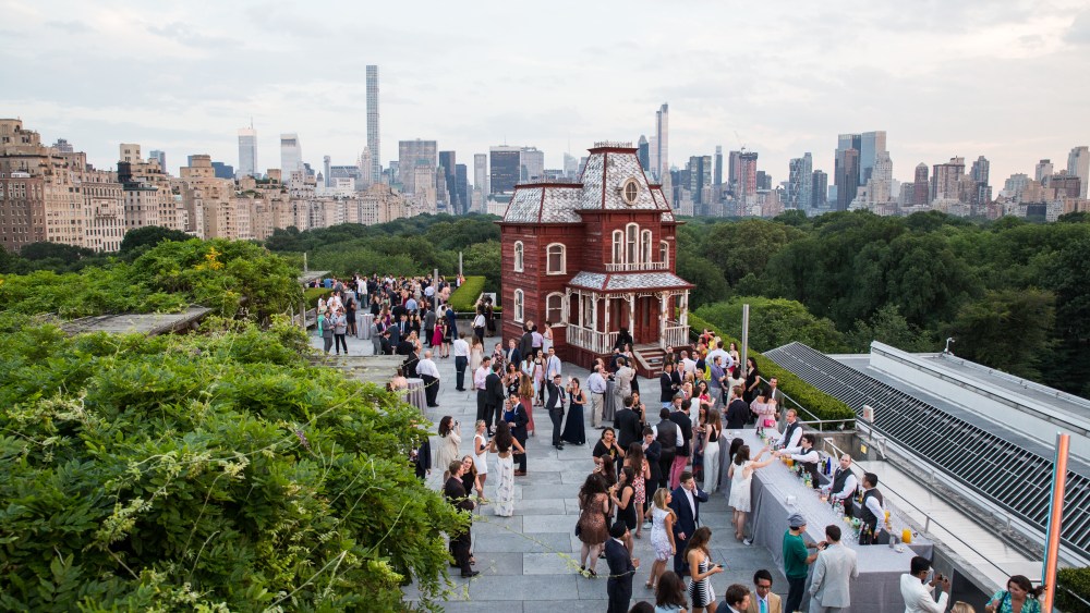 Inside The Met Museum Young Members Party 2016