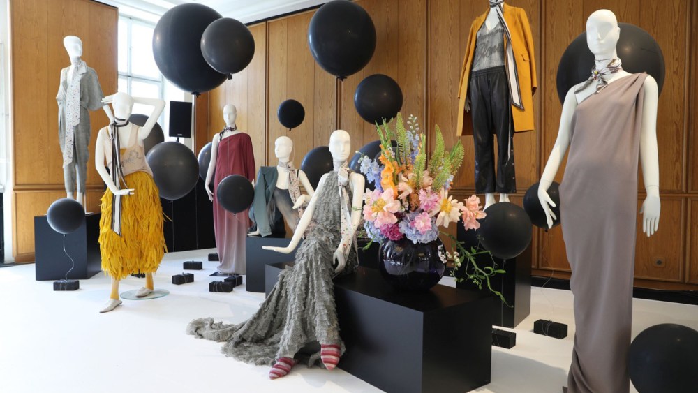 A Showcase of Dawid Tomaszewski at Der Berliner Mode Salon