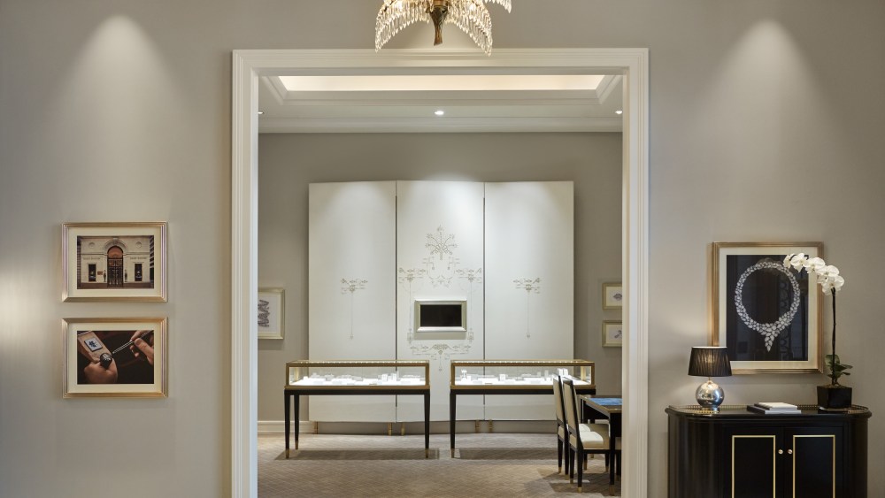 Inside Harry Winston's Houston salon.
