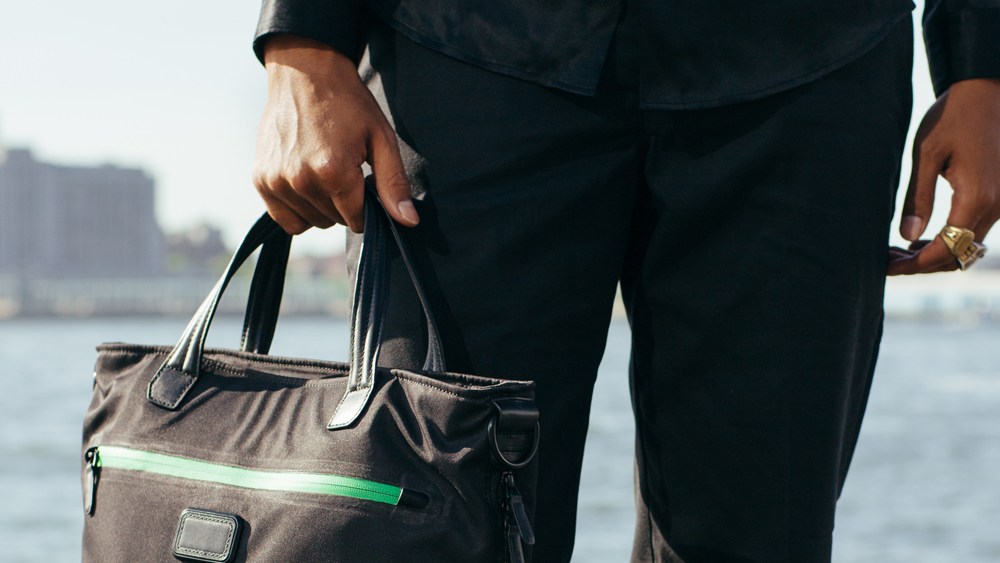 Lost Luggage No More: Tumi Teams With AT&T on Tracking Technology