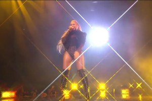 Beyoncé's Best On Stage Looks