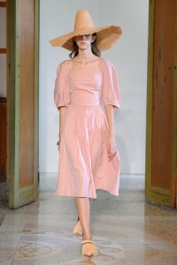 Blumarine RTW Spring 2017