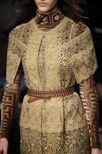 Details at Burberry September 2016 Show