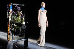 The Set at Dries Van Noten Spring 2017