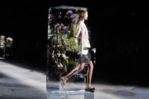 The Set at Dries Van Noten Spring 2017