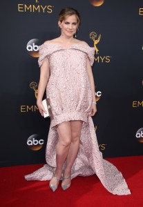 Anna Chlumsky in Christian Siriano Emmys 2016