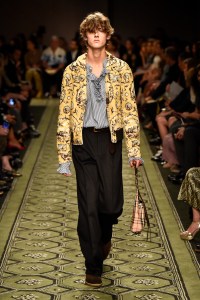 Burberry September 2016 Buy-Now Seasonless Show