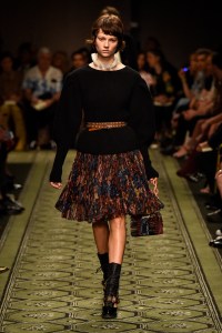 Burberry September 2016 Buy-Now Seasonless Show