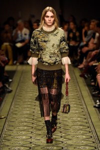Burberry September 2016 Buy-Now Seasonless Show