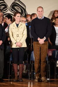 Kate Middleton Prince WIlliam Casual in Canada 2016
