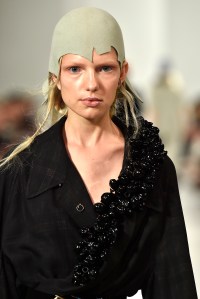Maison Margiela RTW Spring 2017