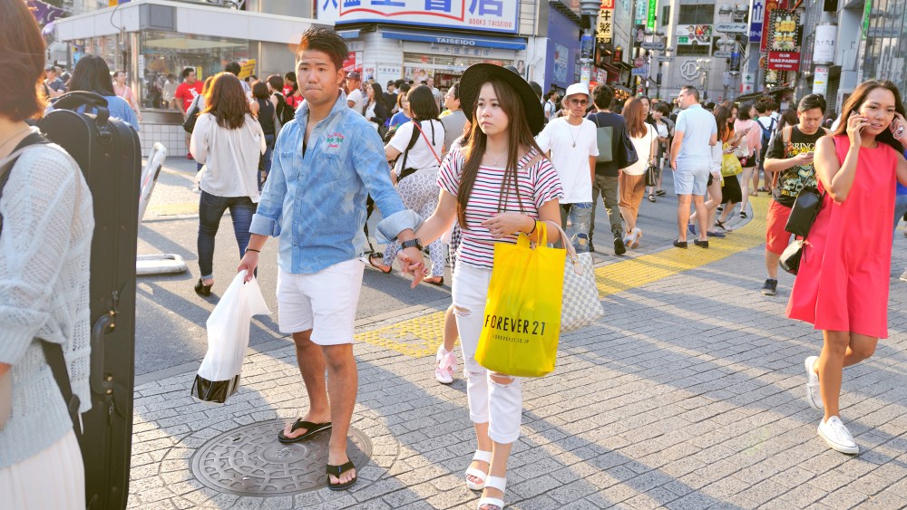 Japan's Retail Sales Slide in August