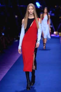 Versace RTW Spring 2017