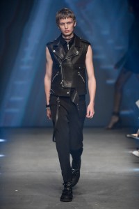 Versus RTW Spring 2017