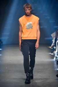 Versus RTW Spring 2017