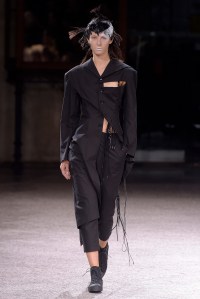 Yohji Yamamoto RTW Spring 2017