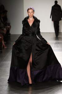 Zang Toi RTW Spring 2017
