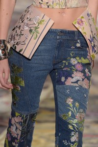 Alexander McQueen RTW Spring 2017