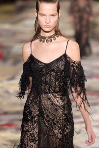 Alexander McQueen RTW Spring 2017