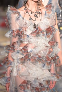 Alexander McQueen RTW Spring 2017