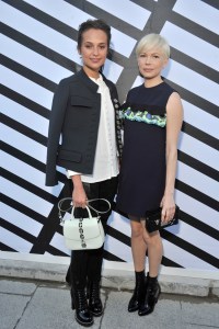 Alicia Vikander & Michelle Williams